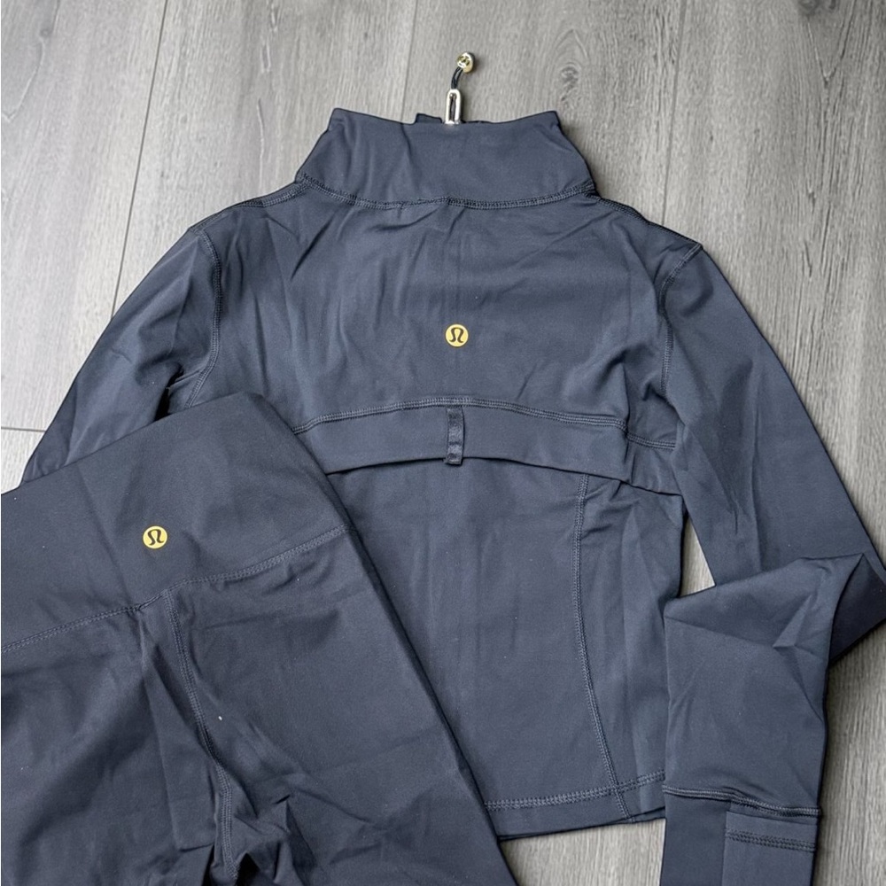 Lululemon Cropped Nulu Jacket & Short Set Black Women’s Activewear Athleisure - Picture 2 of 3